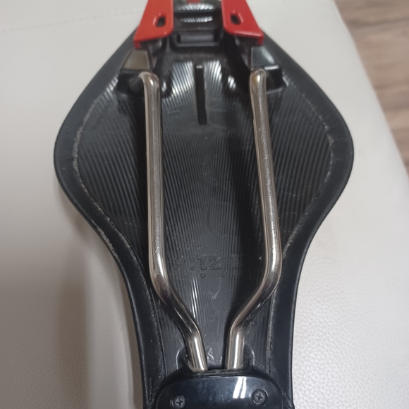 FIZIK Saddle - Picture 3 of 4